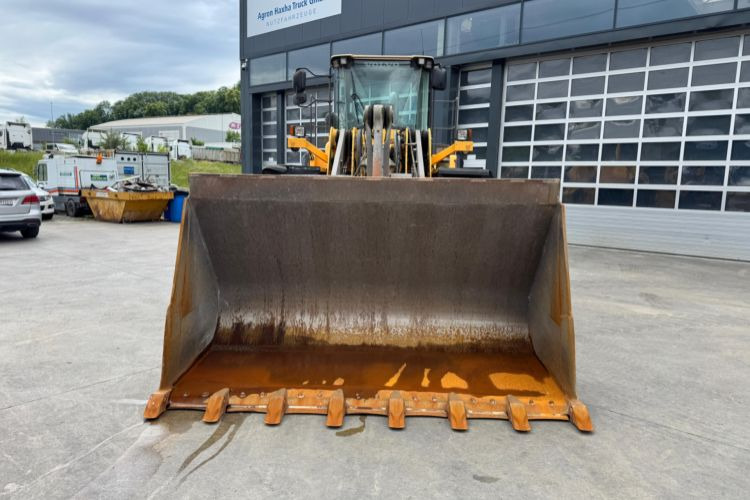 Wiellader Volvo L180G