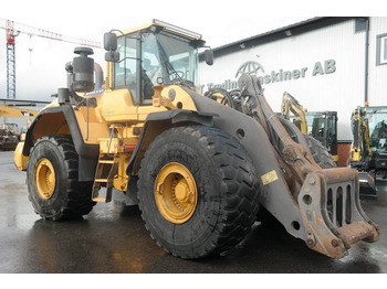 Wiellader Volvo L220G 