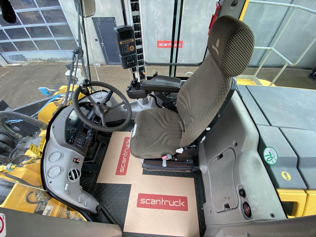 Wiellader Volvo L220G