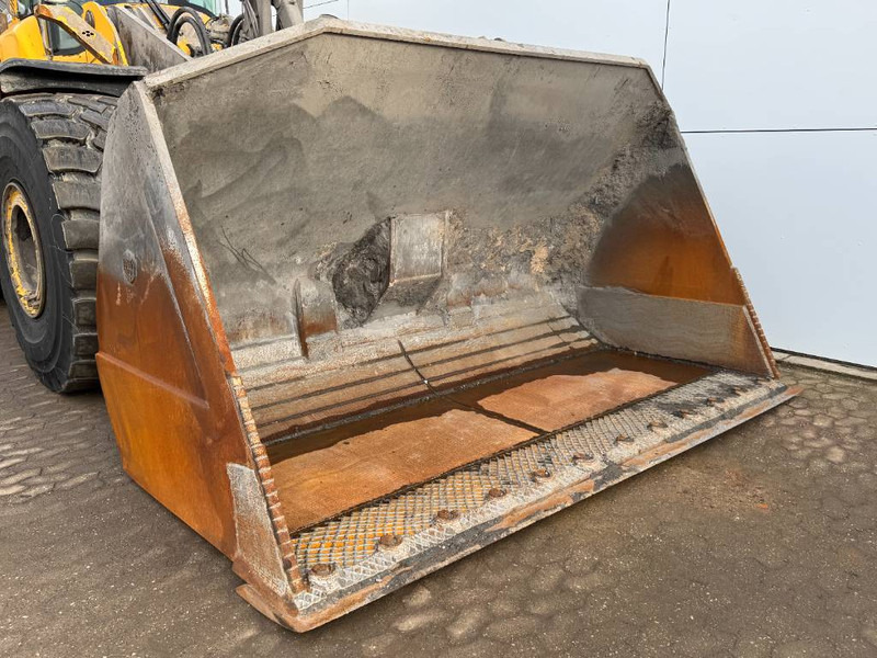 Wiellader Volvo L220H - Dutch Machine / CDC Steering / Auto Lube