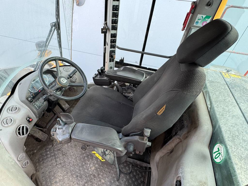 Wiellader Volvo L220H - Dutch Machine / CDC Steering / Auto Lube