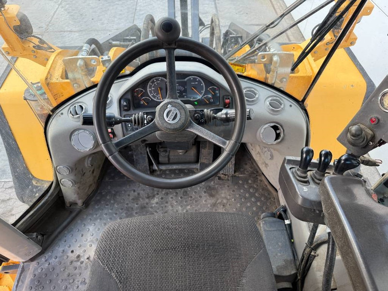 Wiellader Volvo L220H - German Machine / 3rd Function