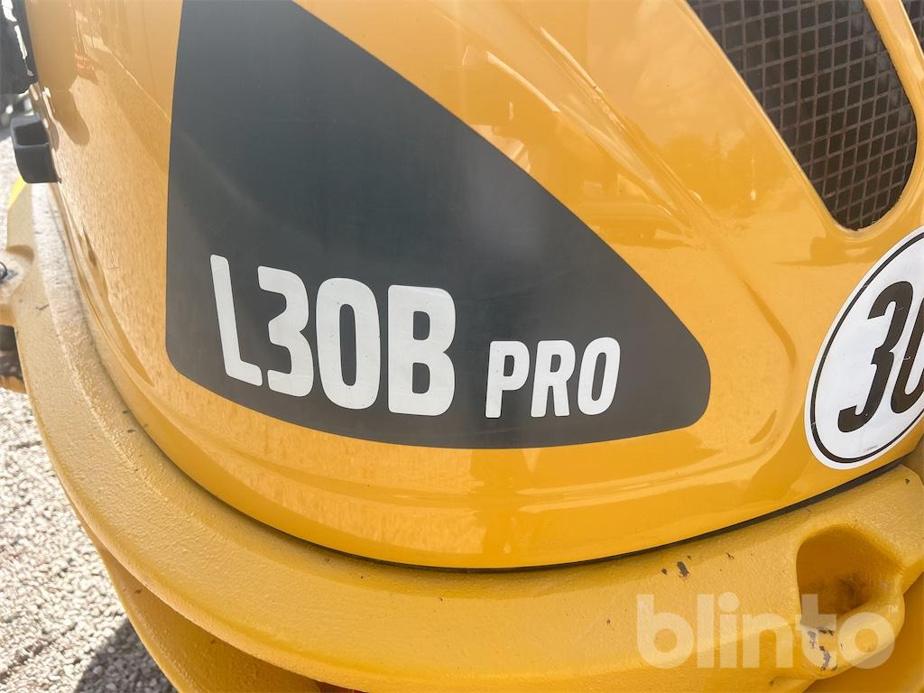 Wiellader Volvo L30B Pro -  3 Redskap & Hjul