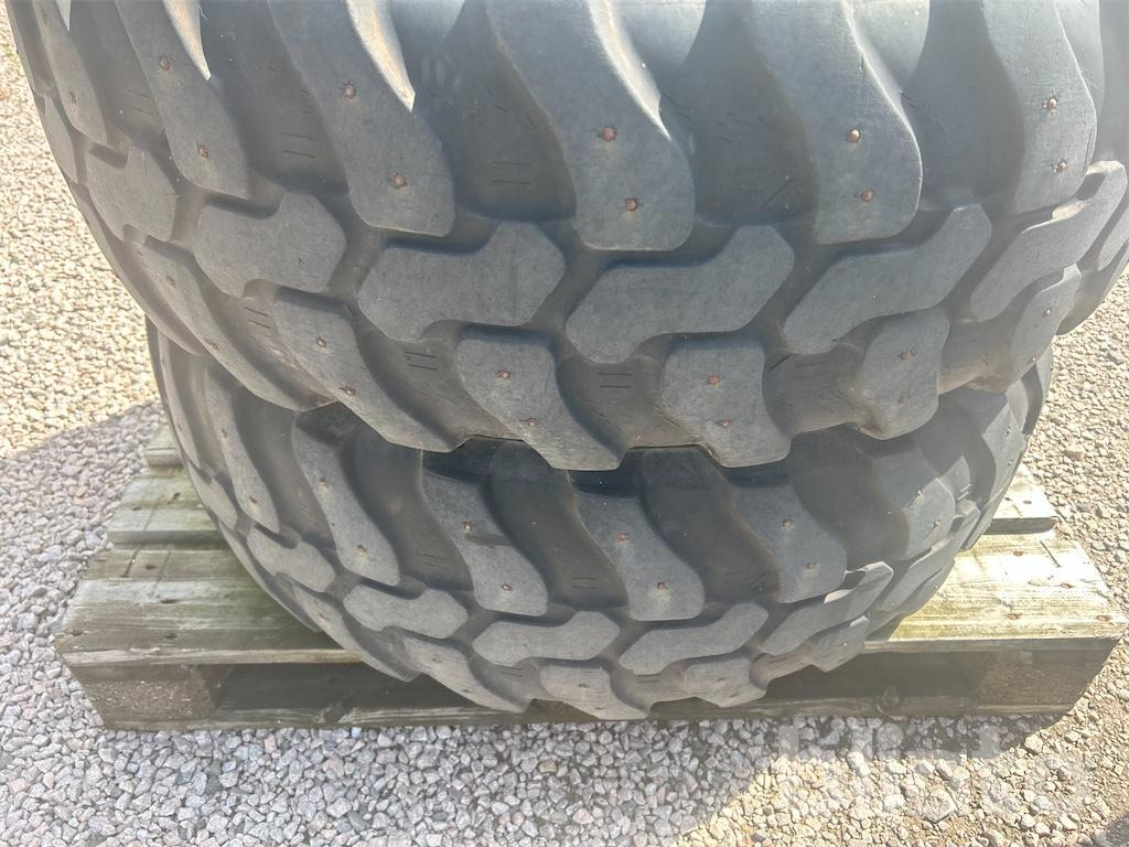 Wiellader Volvo L30B Pro -  3 Redskap & Hjul