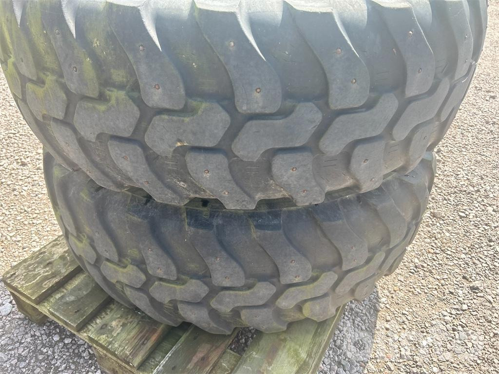 Wiellader Volvo L30B Pro -  3 Redskap & Hjul