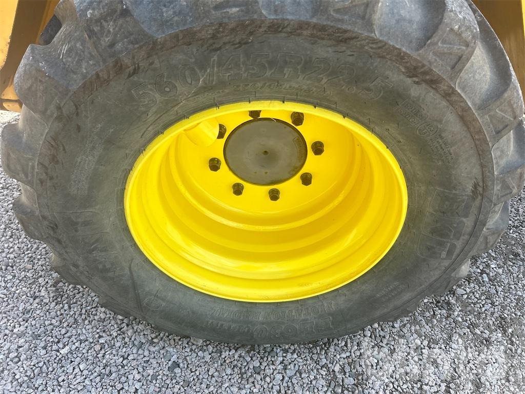 Wiellader Volvo L30B Pro -  3 Redskap & Hjul