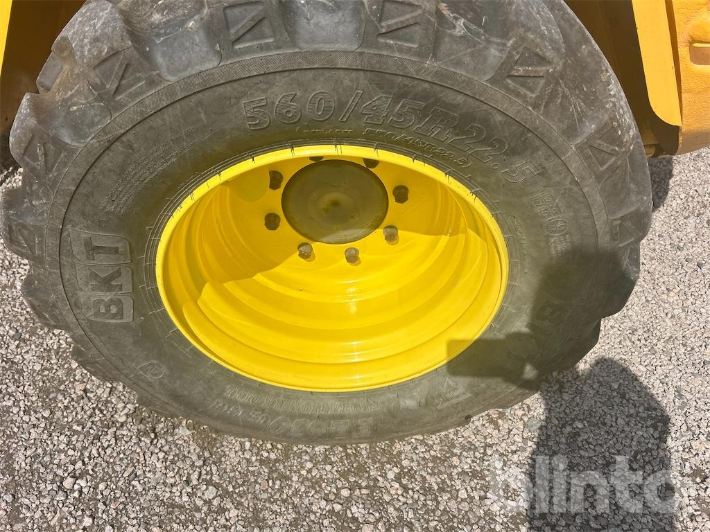 Wiellader Volvo L30B Pro -  3 Redskap & Hjul