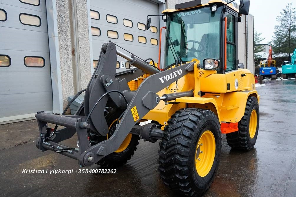Wiellader Volvo L30HS UUSI AJAMATON