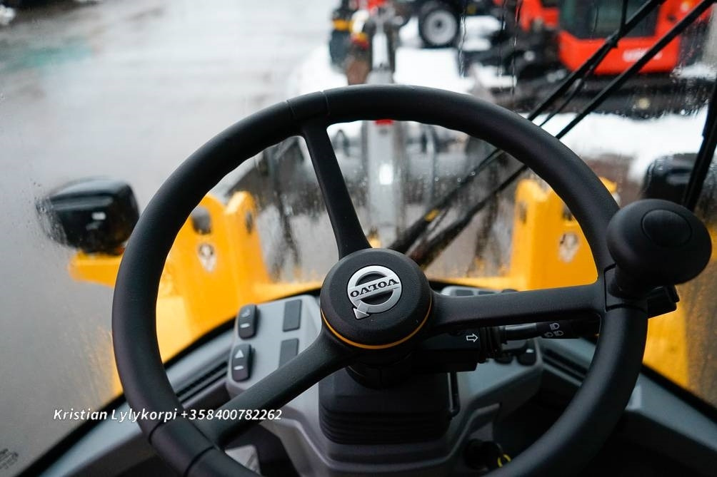 Wiellader Volvo L30HS UUSI AJAMATON