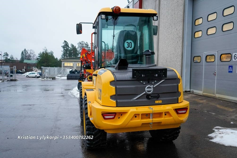 Wiellader Volvo L30HS UUSI AJAMATON
