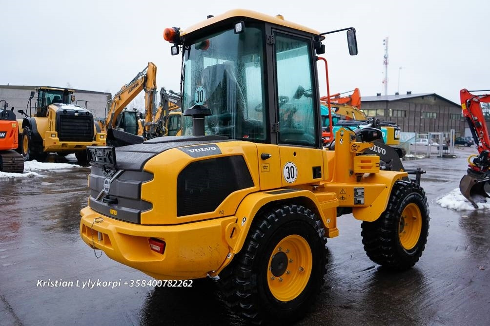 Wiellader Volvo L30HS UUSI AJAMATON