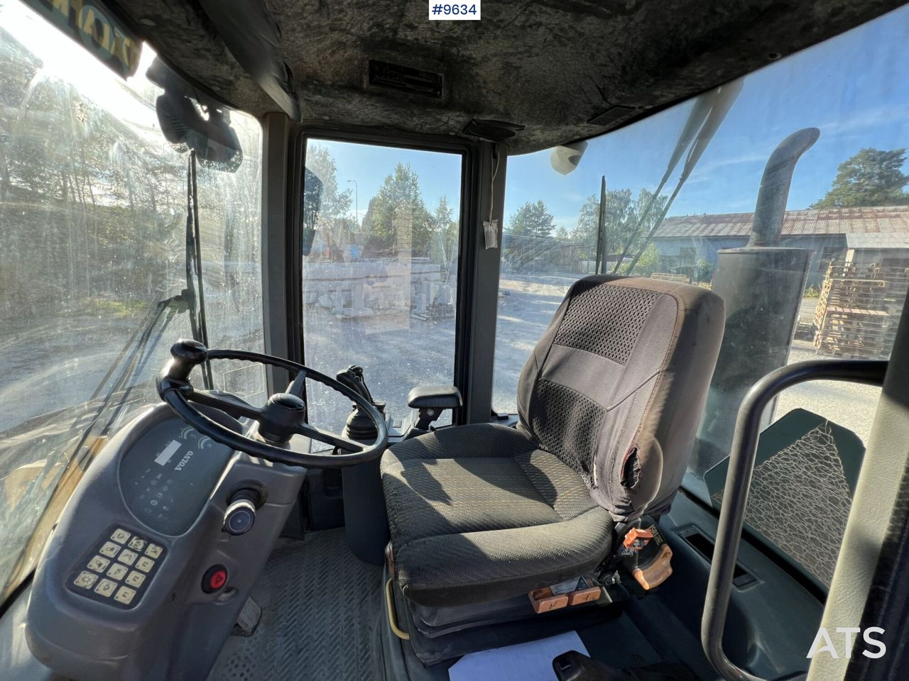 Wiellader Volvo L30Z Wheel loader with multiple attachments