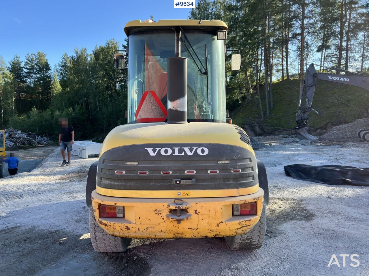 Wiellader Volvo L30Z Wheel loader with multiple attachments