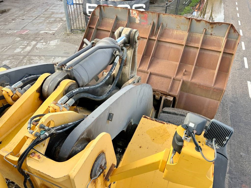 Wiellader Volvo L350F - Automatic Greasing / CDC Steering