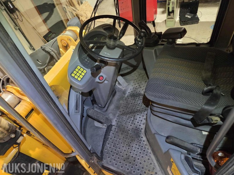 Wiellader Volvo L45B Hjullaster