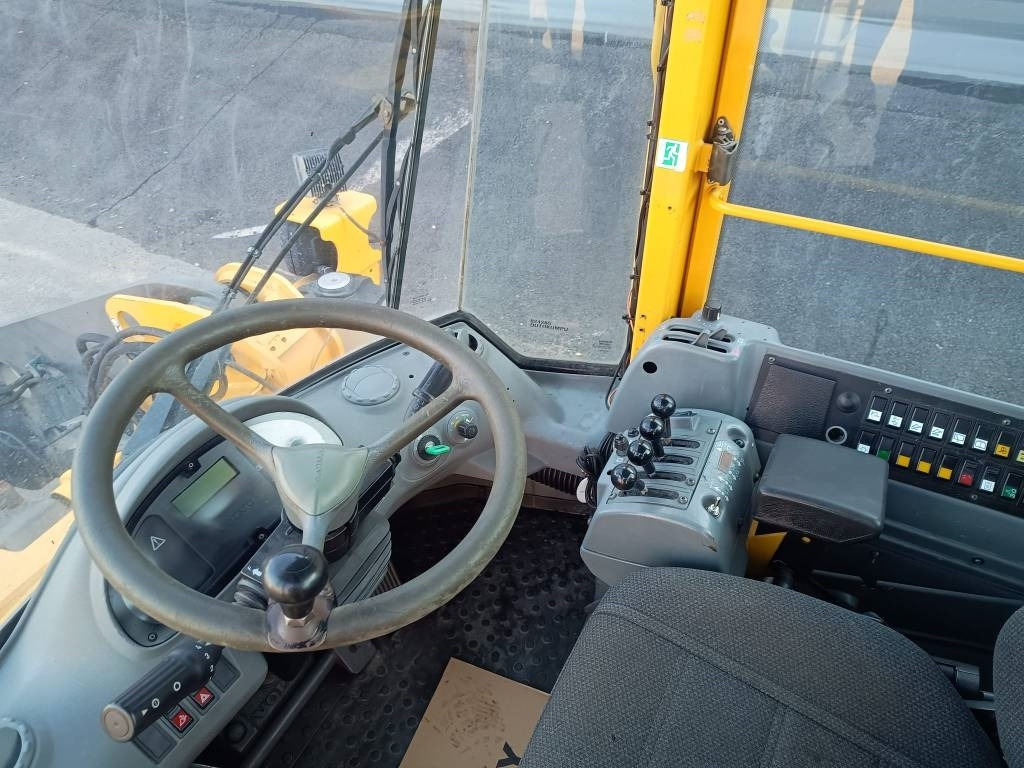 Wiellader Volvo L60E RASVARILLA