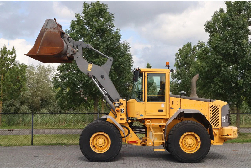 Wiellader Volvo L70E | BUCKET | QUICK COUPLER | EXTRA FUNCT | AIRCO