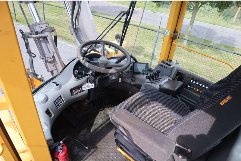 Wiellader Volvo L70E | BUCKET | QUICK COUPLER | EXTRA FUNCT | AIRCO