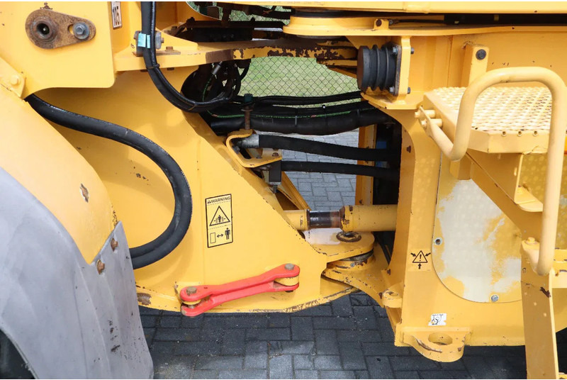 Wiellader Volvo L70E | BUCKET | QUICK COUPLER | EXTRA FUNCT | AIRCO