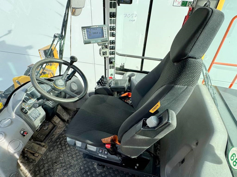 Wiellader Volvo L70H - Weight System / 3rd Function