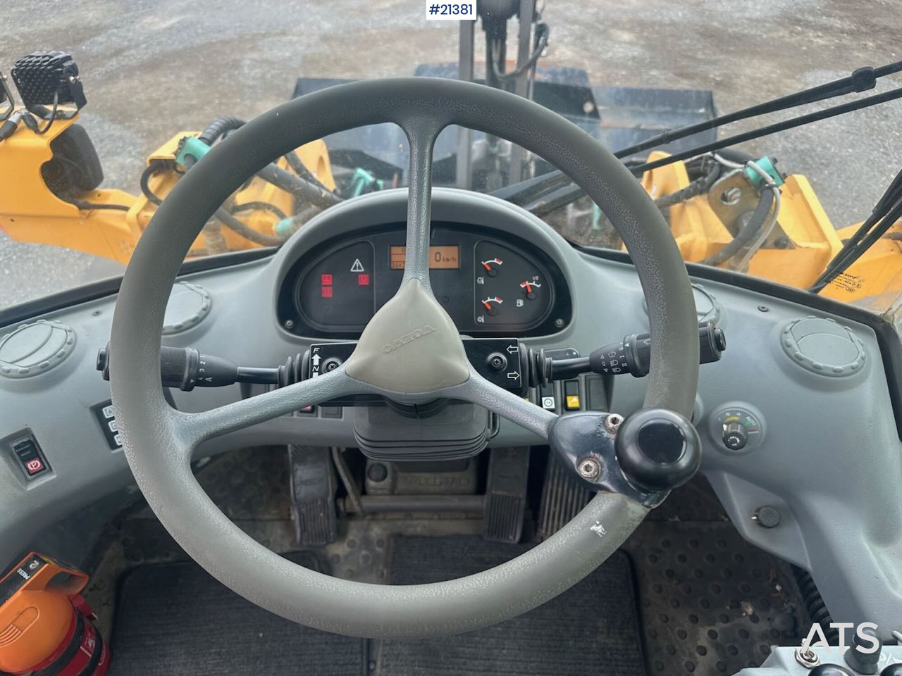 Wiellader Volvo L90E hjullaster. SE VIDEO