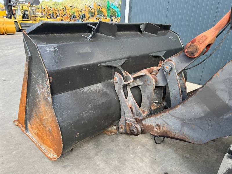 Wiellader Volvo L90F