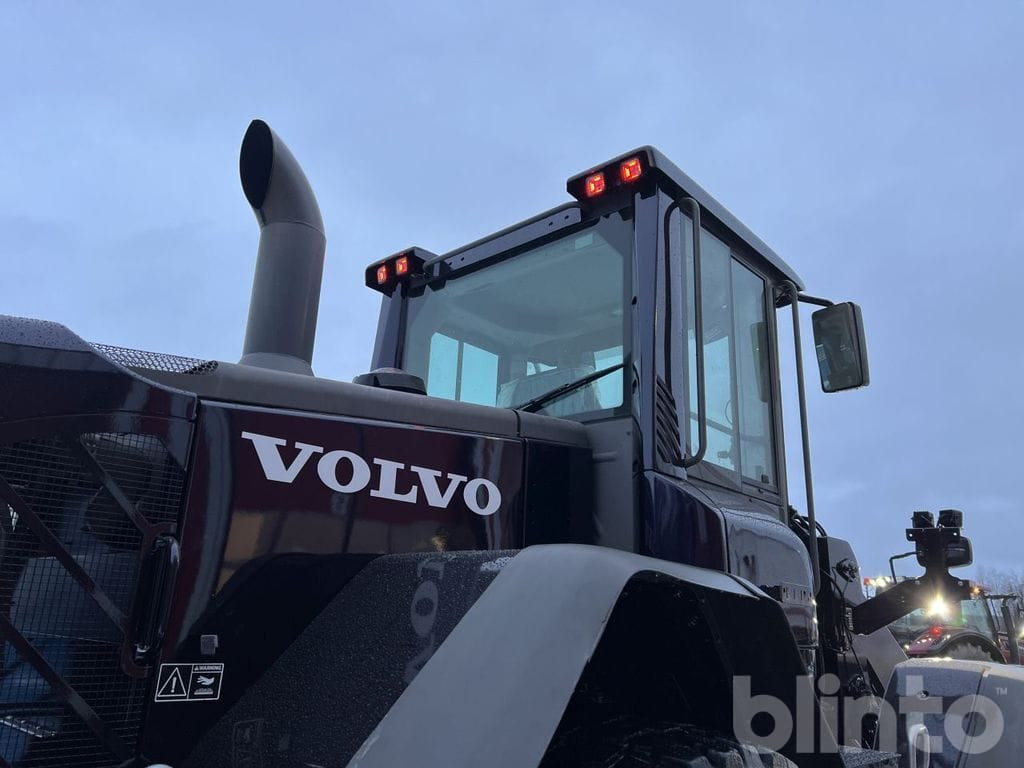 Wiellader Volvo L90F