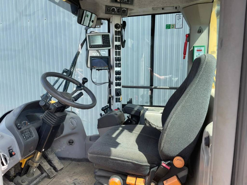 Wiellader Volvo L90F - 3rd valve