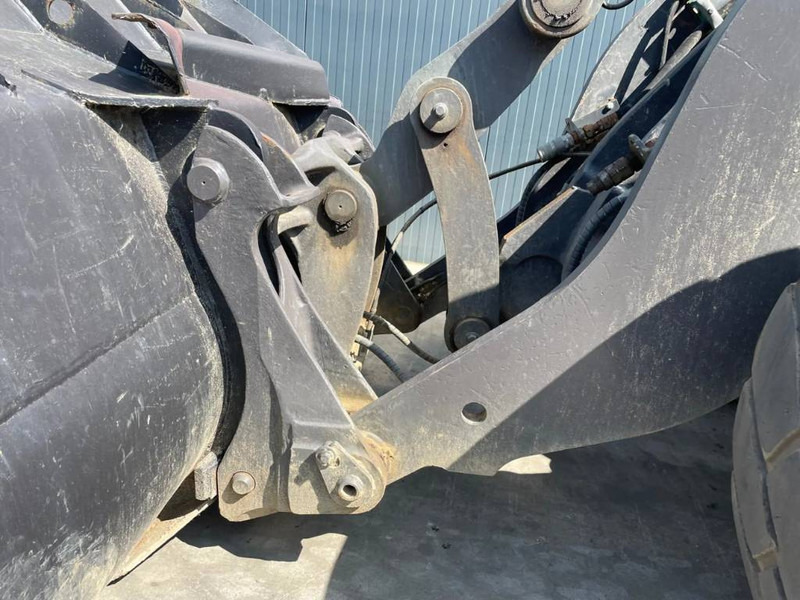Wiellader Volvo L90F - 3rd valve