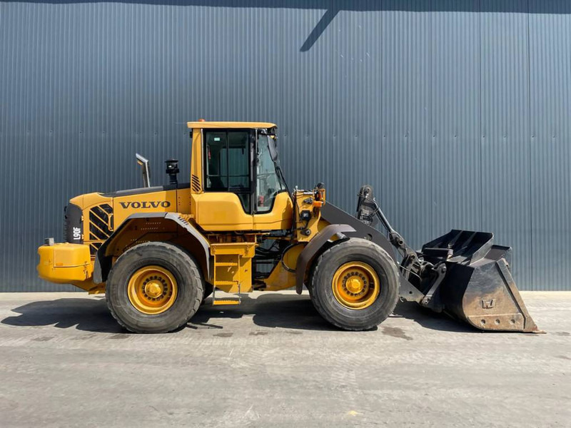 Wiellader Volvo L90F - 3rd valve