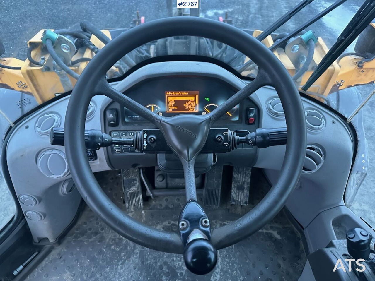 Wiellader Volvo L90F hjullaster m/ Volvo gruskuffe. SE VIDEO