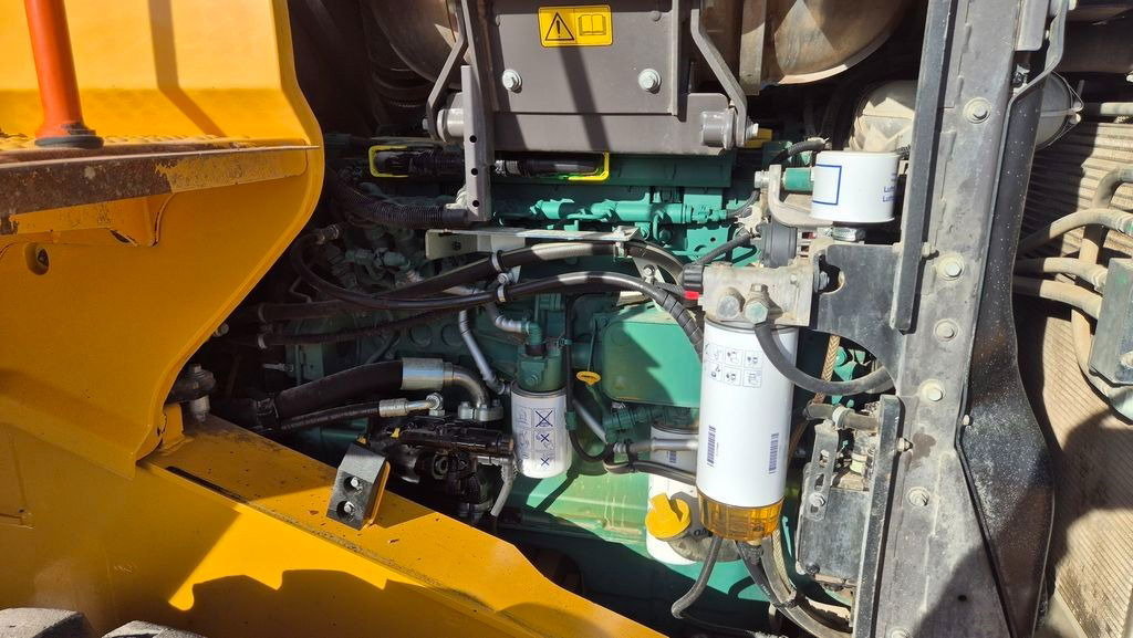 Wiellader Volvo L90H - Year 2021 - 12630 Hours - Scale - NEW Bucket