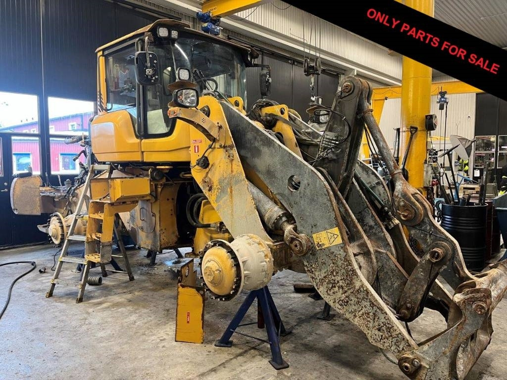 Wiellader Volvo L 120 G Dismantled. Only sold as spare parts