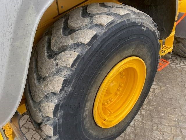 Wiellader Volvo L 120 H MIETE / RENTAL (12005634)