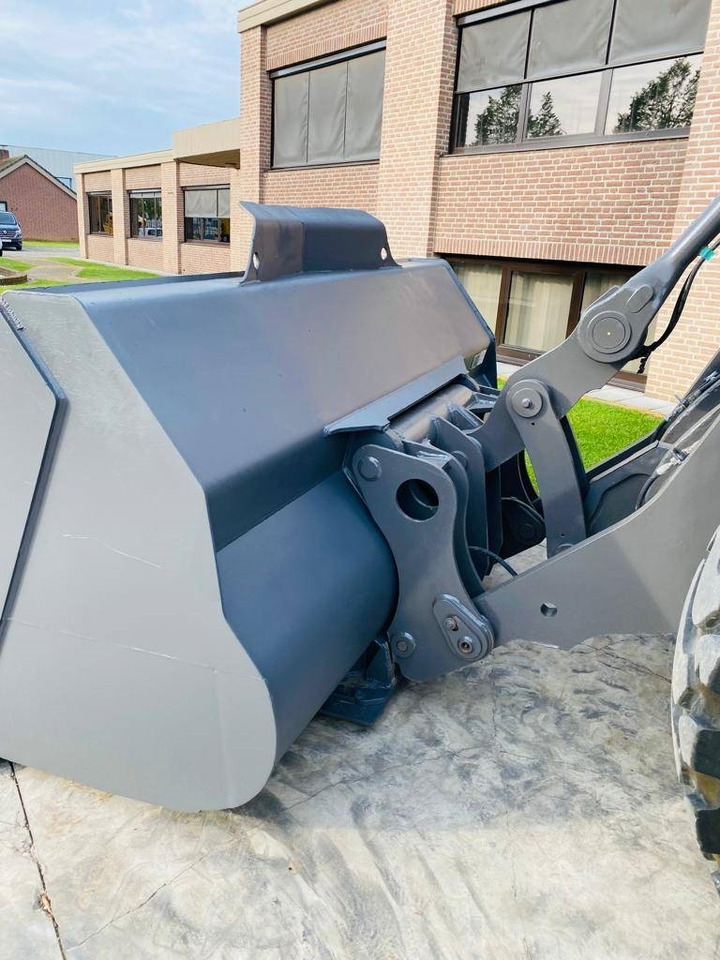 Wiellader Volvo L 120e cdc steering