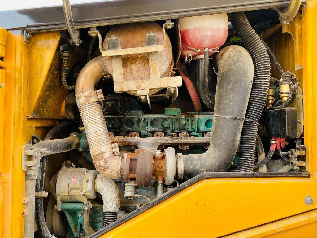 Wiellader Volvo L 120e cdc steering