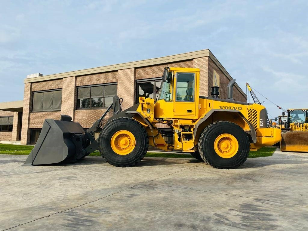 Wiellader Volvo L 120e cdc steering