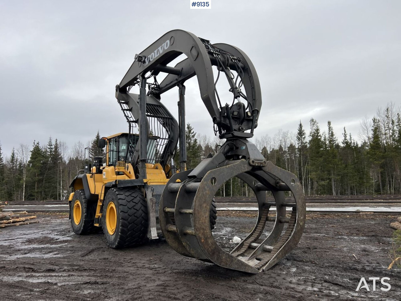 Wiellader Volvo L 180 G High lifter / Log handler (VIDEO)