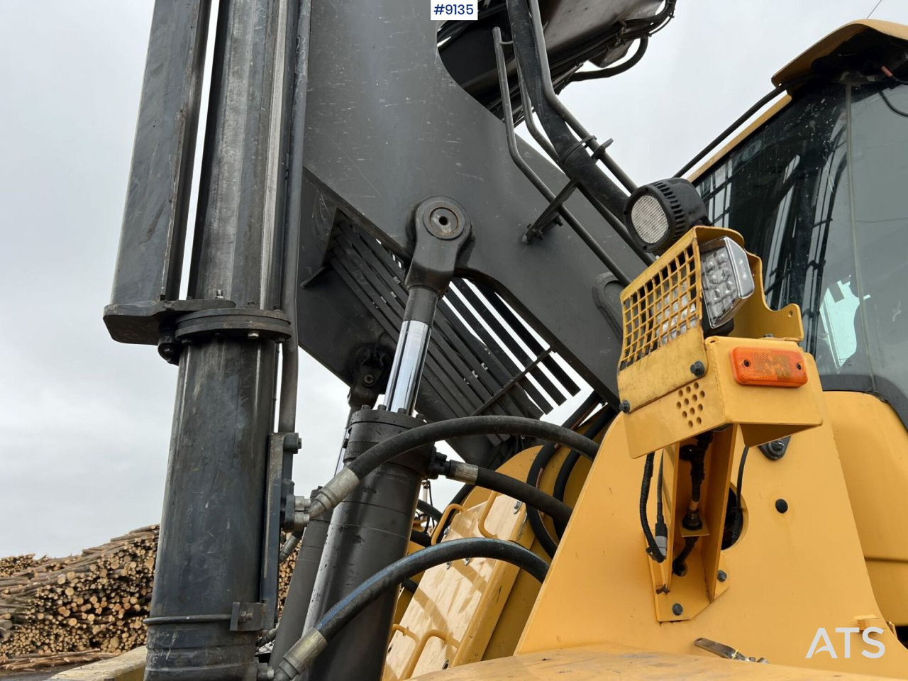 Wiellader Volvo L 180 G High lifter / Log handler (VIDEO)
