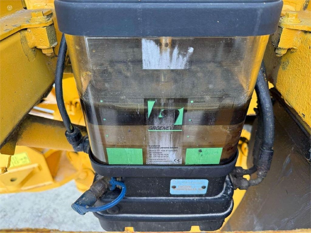Wiellader Volvo L 220 D, Quick hitch, Third l