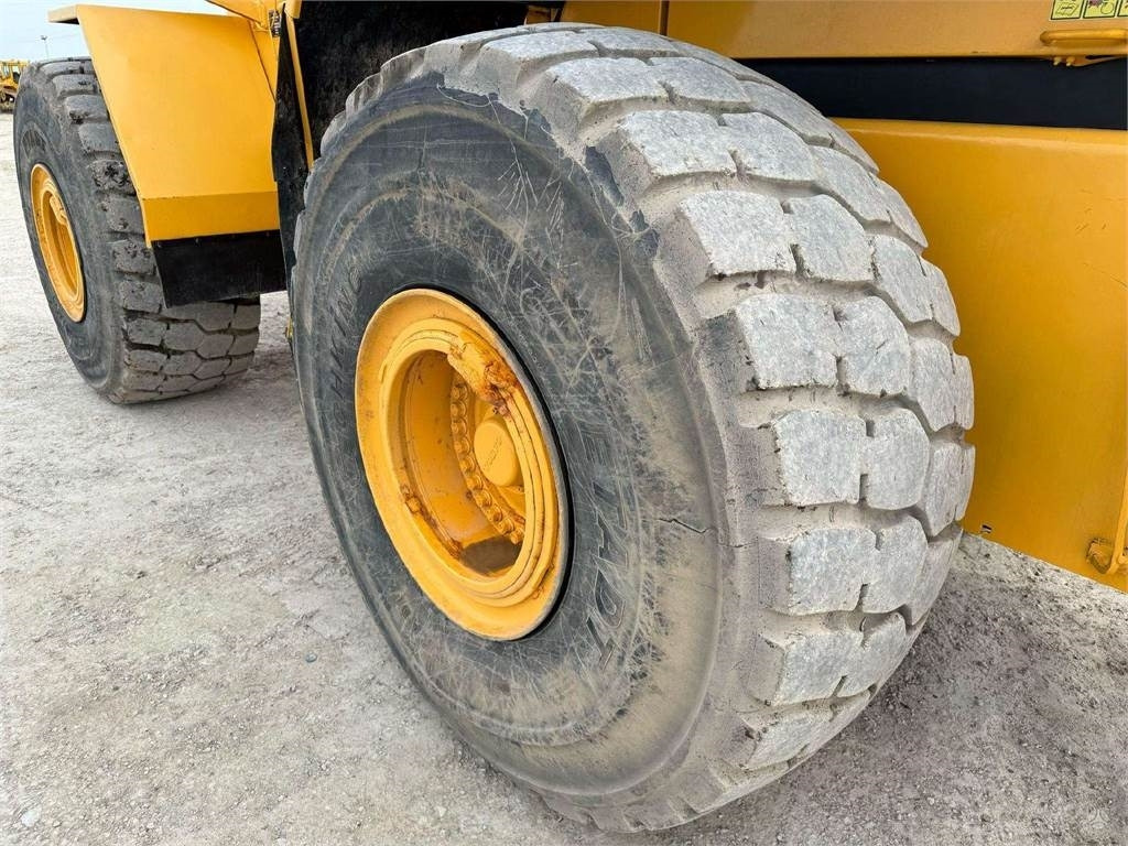 Wiellader Volvo L 220 D, Quick hitch, Third l