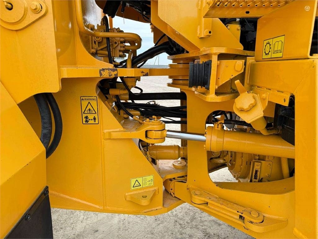 Wiellader Volvo L 220 D, Quick hitch, Third l