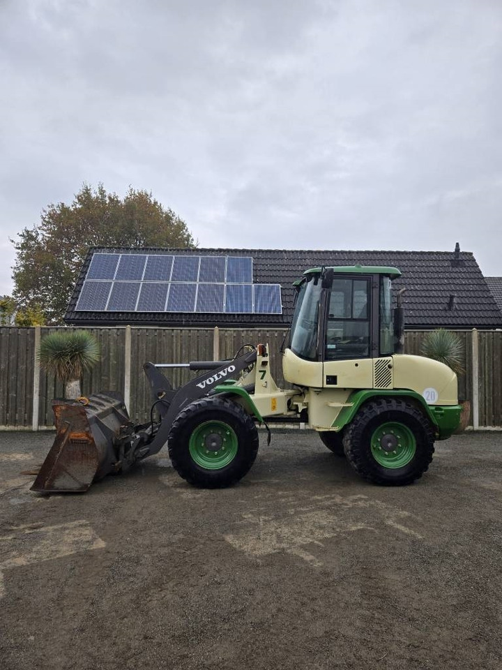 Wiellader Volvo L 30 B