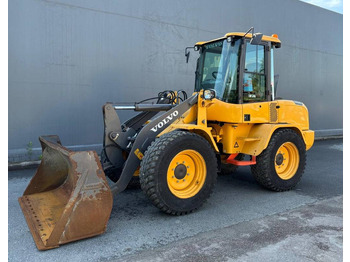 Wiellader Volvo L 30 GS