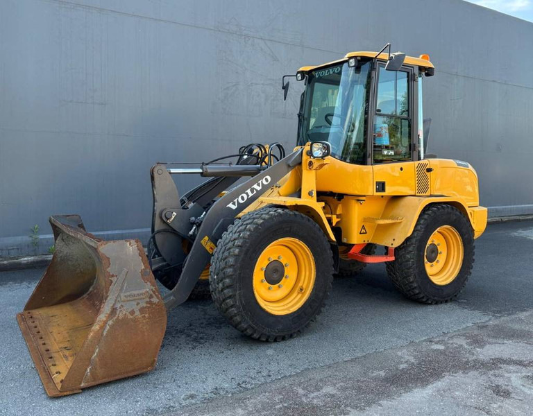 Wiellader Volvo L 30 GS