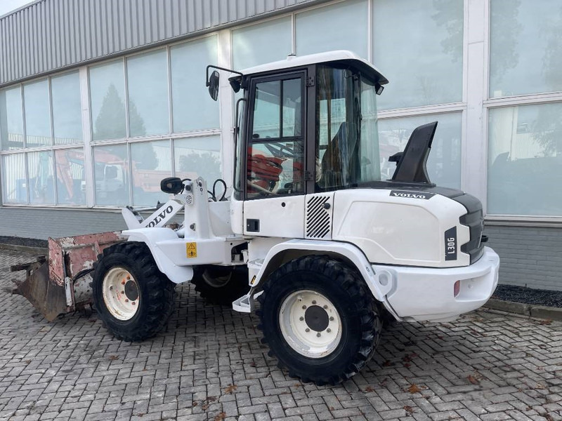 Wiellader Volvo L 30 G 2020 CE