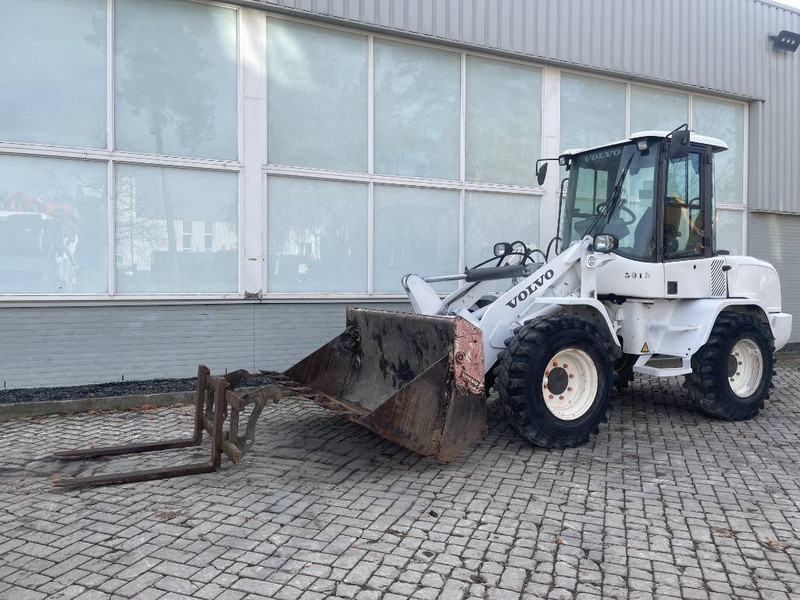 Wiellader Volvo L 30 G 2020 CE