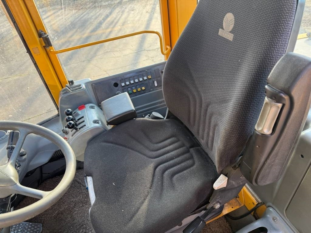 Wiellader Volvo L 70 D