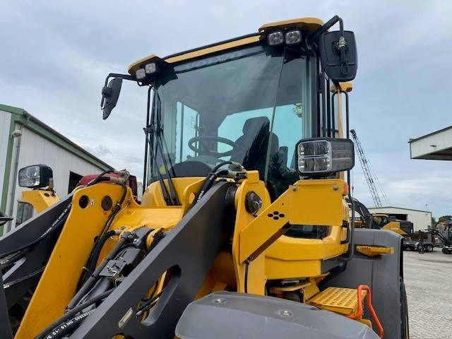 Wiellader Volvo L 70 H MIETE / RENTAL (12005472)