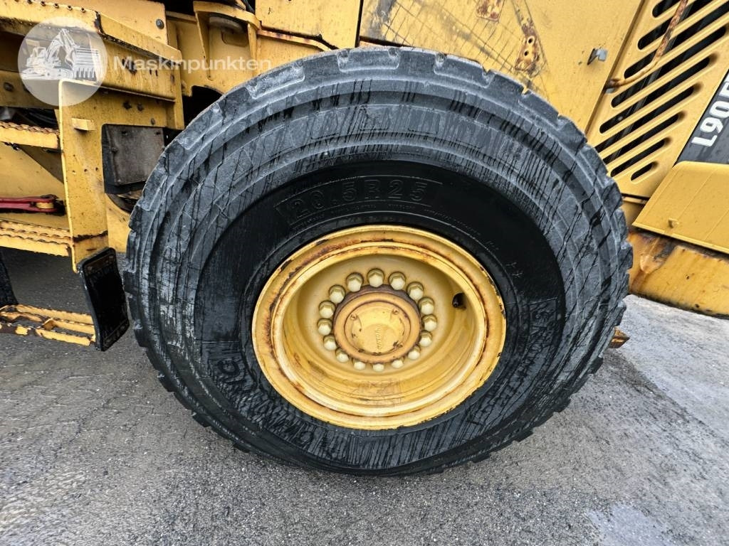 Wiellader Volvo L 90 E